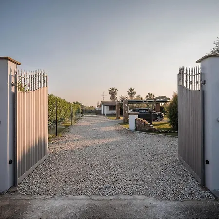 Hotel Belvilla By Oyo Dei Pini